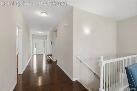 Entry Way - 48327 Long Leaf Dr, Macomb, MI 48044 photo 2 of 4