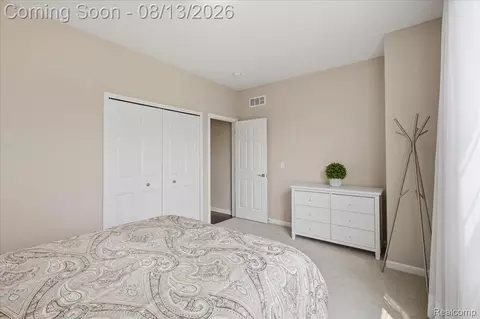 Bedroom - 48327 Long Leaf Dr, Macomb, MI 48044 photo 5 of 7