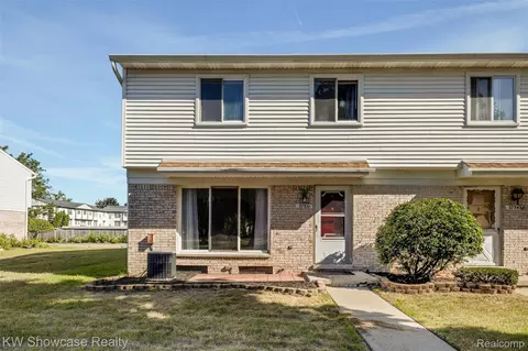 37531 N Colonial Dr, Westland, MI 48185