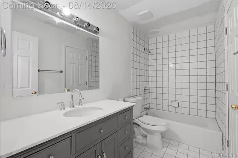 Bath - 6640 Lemon Rd, Bancroft, MI 48414 photo 1 of 3