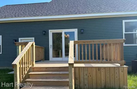 2796 Angle St, Marlette, MI 48453 photo 4