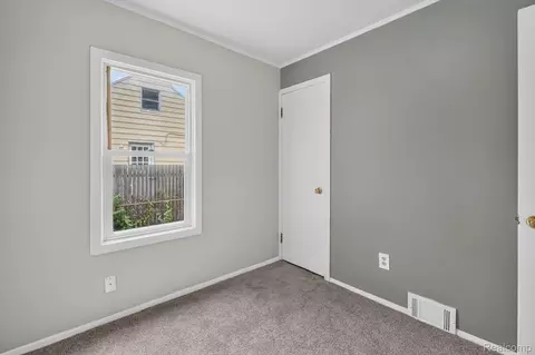 Bedroom - 35259 Currier St, Wayne, MI 48184 photo 2 of 7
