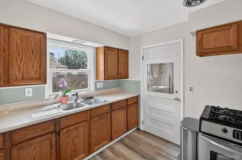Kitchen - 35259 Currier St, Wayne, MI 48184 photo 1 of 4