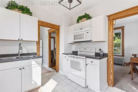 Kitchen - 503 Trumbull St, St. Clair, MI 48079 photo 2 of 4