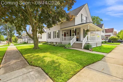 Exterior - 503 Trumbull St, St. Clair, MI 48079 photo 5 of 7