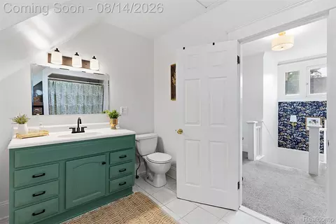 Bath - 503 Trumbull St, St. Clair, MI 48079 photo 2 of 2