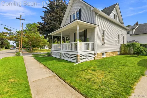 Exterior - 503 Trumbull St, St. Clair, MI 48079 photo 6 of 7