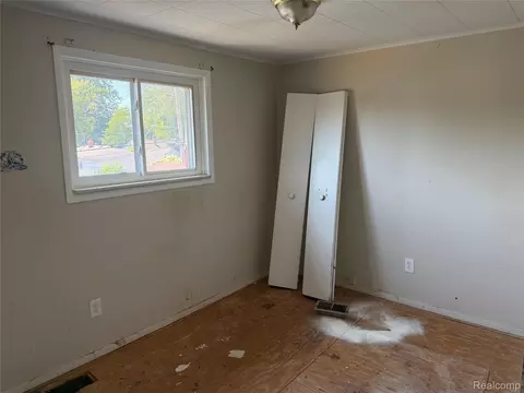 Bedroom - 2337 Corbin St, Melvindale, MI 48122 photo 2 of 3