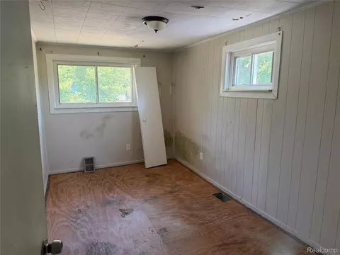 Bedroom - 2337 Corbin St, Melvindale, MI 48122 photo 3 of 3