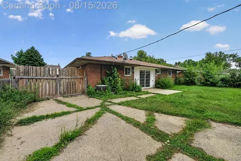 Exterior - 5036 Harrison St, Wayne, MI 48184 photo 3 of 3