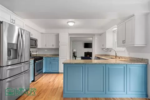 Kitchen - 9180 Stone Rd, Clay, MI 48001 photo 4 of 4