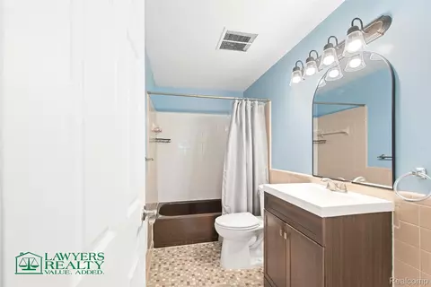 Bath - 9180 Stone Rd, Clay, MI 48001 photo 3 of 5
