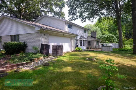 Exterior - 9180 Stone Rd, Clay, MI 48001 photo 16 of 17