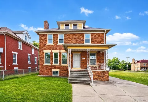 216 Holbrook St, Detroit, MI 48202