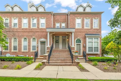 655 River Park Village Blvd, Northville, MI 48167