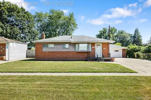 30607 Marquette St, Garden City, MI 48135