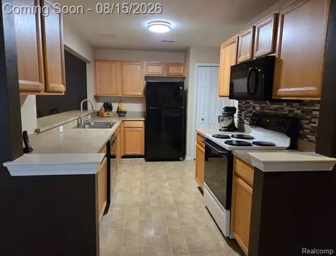 Other - 45565 Heather Ridge Dr, Macomb, MI 48044 photo 3 of 11