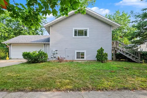 300 Kent St, Durand, MI 48429