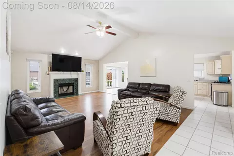 Living - 48353 Jefferson Dr, Macomb, MI 48044 photo 1 of 5