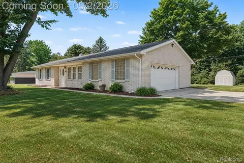1628 Oneida Trl, Orion, MI 48362