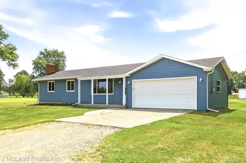 Exterior - 7500 E Frances Rd, Mount Morris, MI 48458 photo 3 of 9