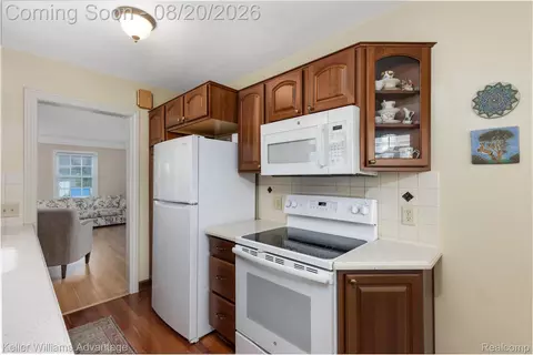 Kitchen - 5148 Ternes St, Dearborn, MI 48126 photo 2 of 3