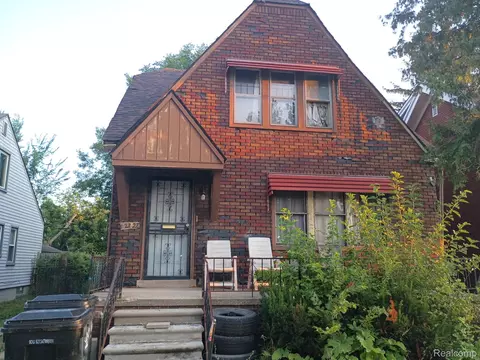 12327 Rosemary St, Detroit, MI 48213
