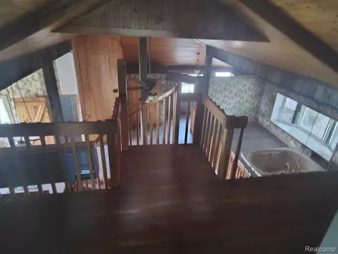 Entry Way - 9436 E Bennington Rd, Durand, MI 48429 photo 4 of 5