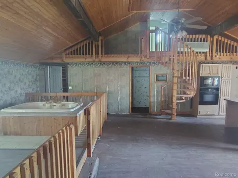 Entry Way - 9436 E Bennington Rd, Durand, MI 48429 photo 5 of 5