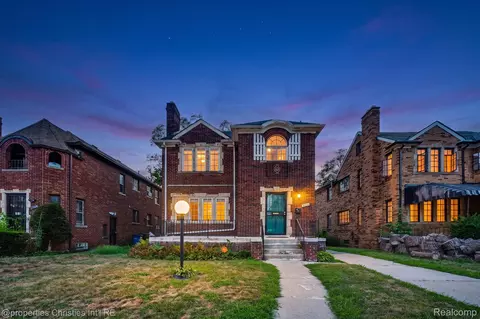 17511 Indiana St, Detroit, MI 48221
