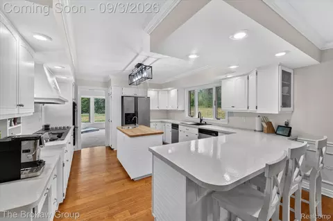 Kitchen - 9505 E Atherton Rd, Davison, MI 48423 photo 1 of 5