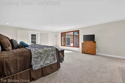 Bedroom - 9505 E Atherton Rd, Davison, MI 48423 photo 2 of 6