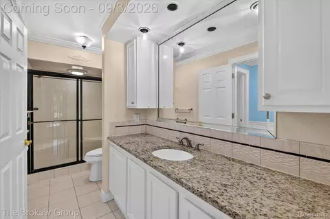 Bath - 9505 E Atherton Rd, Davison, MI 48423 photo 2 of 7