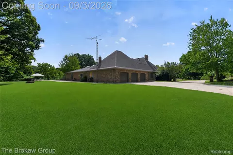 Exterior - 9505 E Atherton Rd, Davison, MI 48423 photo 14 of 15