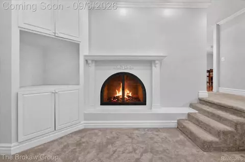 Living - 9505 E Atherton Rd, Davison, MI 48423 photo 2 of 3