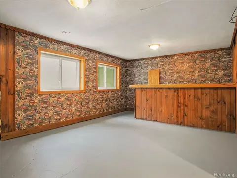 Other - 923 Maxine St, Flint, MI 48503 photo 5 of 7