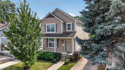 215 La Plaza Ct, Royal Oak, MI 48073
