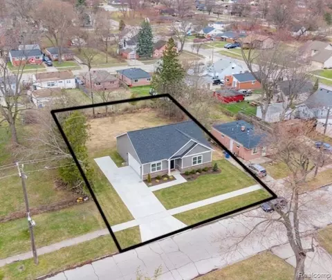 4630 S John Daly St, Dearborn Heights, MI 48125