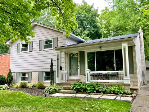 908 Marywood Dr, Royal Oak, MI 48067