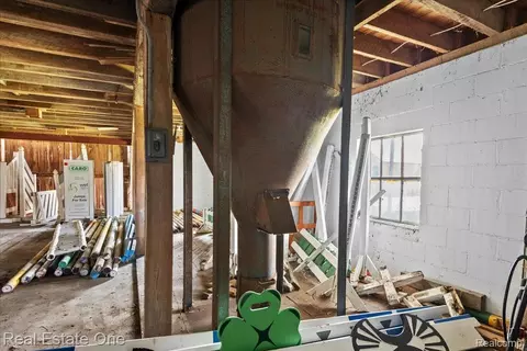 Entry Way - 6277 Fred W Moore Hwy, China, MI 48054 photo 6 of 6