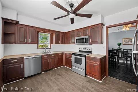 Kitchen - 6277 Fred W Moore Hwy, China, MI 48054 photo 2 of 3