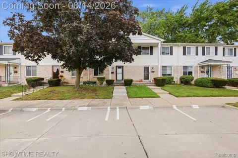 14132 Merriweather St, Sterling Heights, MI 48312