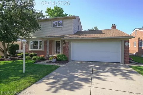 27328 Lawrence Dr, Dearborn Heights, MI 48127