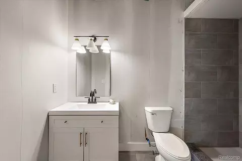 Bath - 62477 Rosina Ct, Ray, MI 48096 photo 17 of 18