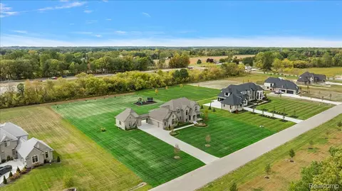 View/Area - 62477 Rosina Ct, Ray, MI 48096 photo 2 of 5