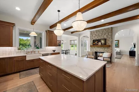 Kitchen - 62477 Rosina Ct, Ray, MI 48096 photo 5 of 9