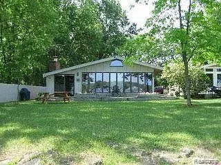 8881 Mcgregor Rd, Dexter, MI 48169