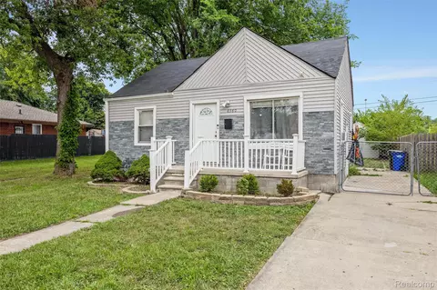6380 Ashton Ave, Detroit, MI 48228