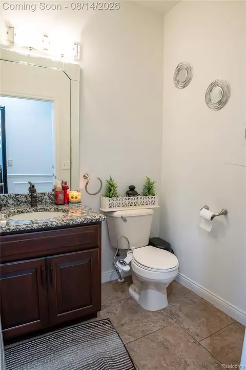 Bath - 18424 Opal Dr, Macomb, MI 48042 photo 1 of 5