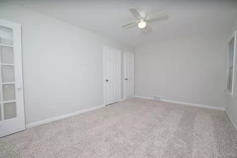 Bedroom - 19168 Berden St, Grosse Pointe, MI 48236 photo 2 of 7